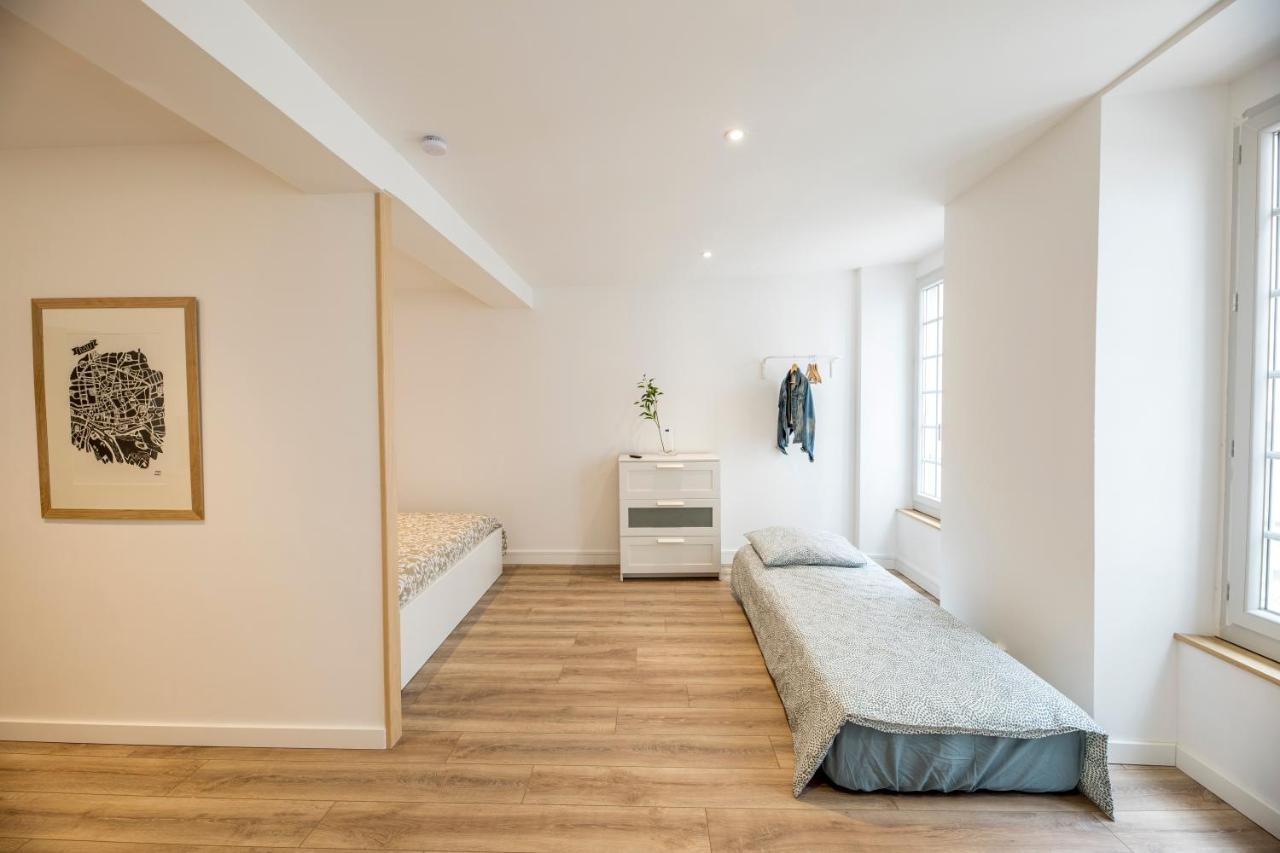 Quartier Du Chateau, Superbe Appartement Avec Parking Pau Exteriör bild